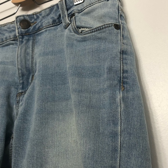 Demin jean shorts for women, Bluenotes, size 26 - Picture 3 of 11